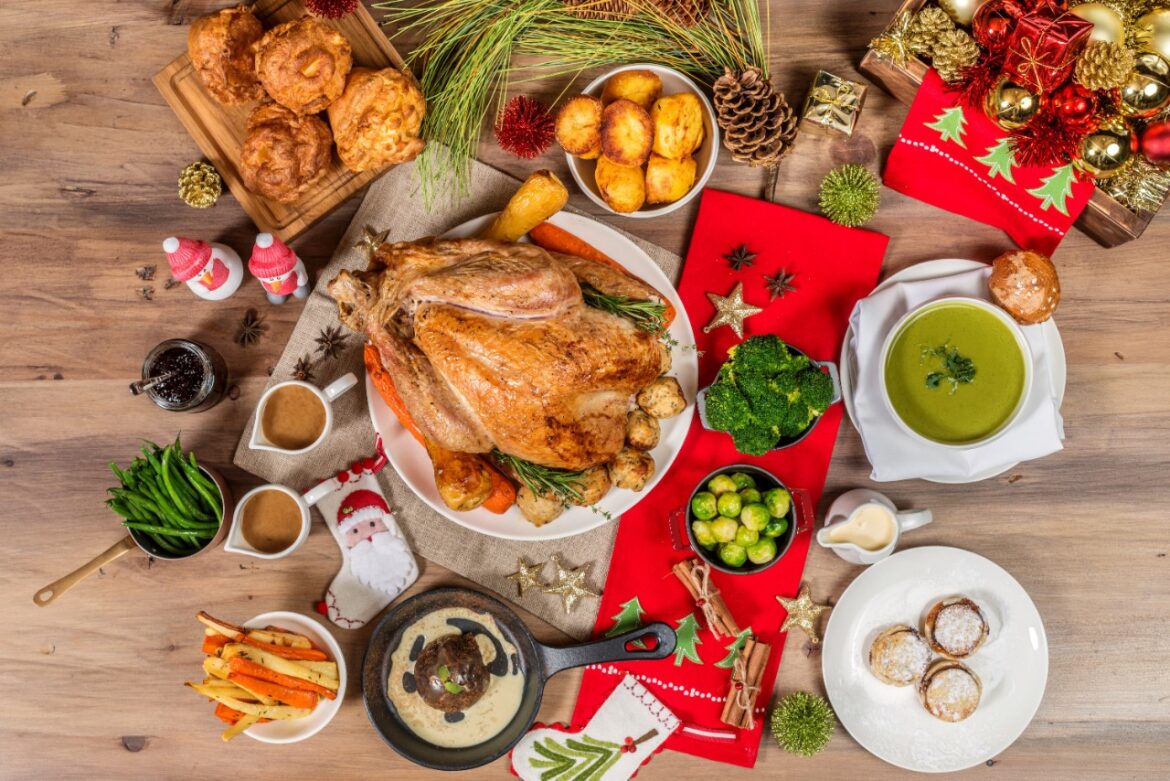 This festive season, get the family together for Christmas Brunch, experience the FIFA World Cup 2022 in HD and celebrate UAE National Day at Majlis Al Sultan this December