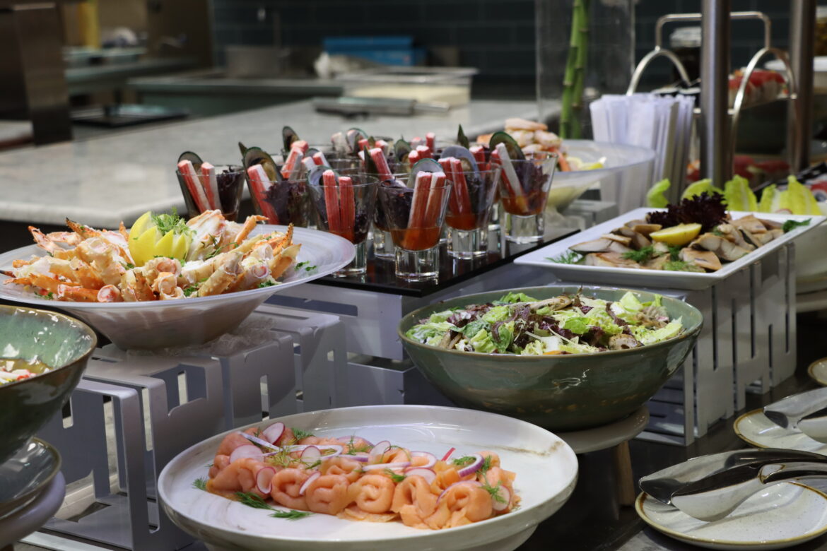Courtyard by Marriott Riyadh Northern Ring Road Introduces Seafood Night Buffet