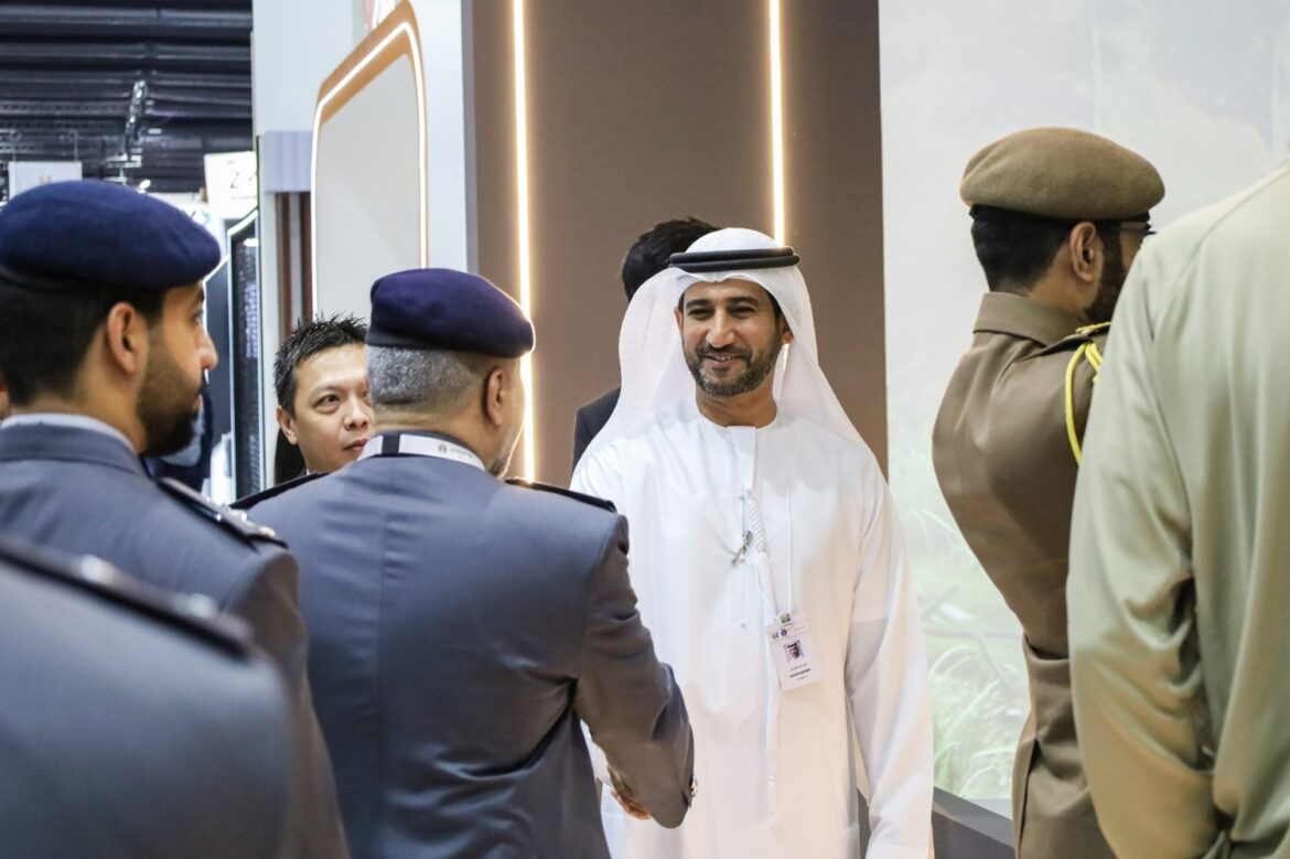 High Turnout of Officials and Military Personnel at Tasleeh Holding’s Pavilion at IDEX 2025